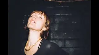 POLI&Ccedil;A - Forget Me Now (Official Video)