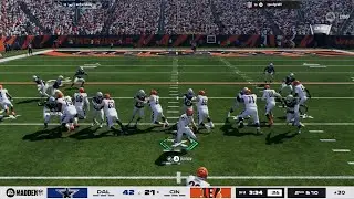 Singleback duece close