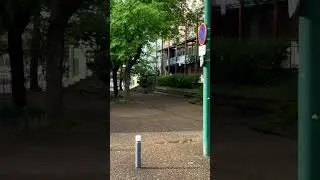 Balade immersive dans le quartier du Banlay &agrave; Nevers, France : ambiance d&rsquo;un jour de printemps