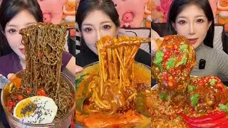 Eating spicyfood 🔥 noodle 🥵 spicy pork Chinesefood #mukbang #chinesefood #spicyfood 
