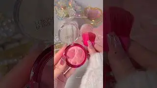 Love pressed into powder 🎀🤭 @pfcosmetics #physiciansformula #valentinesday #makeup