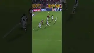 Felipe Longo do Corinthians faz Milagre. #futebol #corinthians