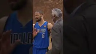 This moment between Tyson Chandler & Bill Russell after the Mavericks 2011 Championship win 💚