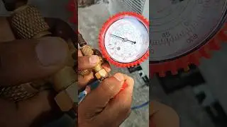 Blue Star split AC ❄️ R32 gas top up #viral #airconditioner #2025