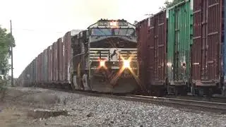 CP 141 and NS 120 meet in Romulus, MI