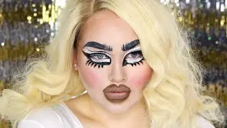 TAKE YOUR MAKEUP TO THE NEXT LEVEL!