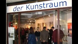 Bei ERLEBENDSMITMENSCHEN in Der Kunstraum in den Ringstrassen Galerien Wien