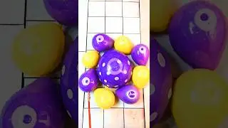 Popping Balloons With Paint Disaster 😲 #shorts #asmr #slowmotion #satisfying #balloon