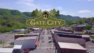 Shopping in Downtown Gate City, VA