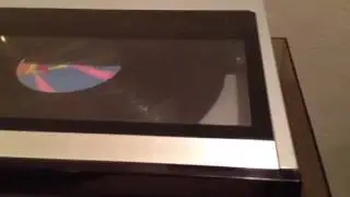 Sony PS-FL77 Biotracer/Linear turntable in operation.