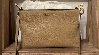 Michael Kors Unboxing | Trisha Medium Crossbody bag | Errands bag | + WHAT FITS IN MY BAG!