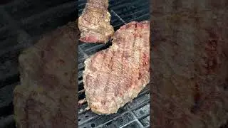 Sizzling Steaks  ♨️ &middot; #asmr  🔥 &middot; #sizzle  🥩 &middot; @JenonKitchen  &middot; 🍖 &middot; ♨ &middot; GRILLING SEASON &middot; 👨🏻&zwj;🍳
