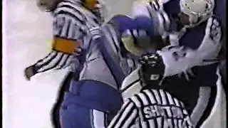 Dave Marcinyshyn vs Eric Lavigne IHL Oct 19/94