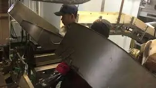 Suasana kerja di FT Al Rahma ( Kapal trawl operasi di Oman )