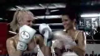 Ralph TV babes show you how to box !!