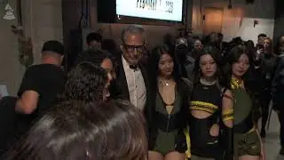 KATSEYE & JEFF GOLDBLUM Backstage At The 2026 GRAMMYs
