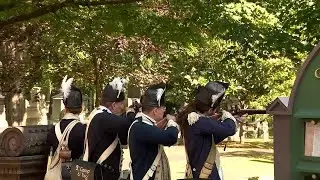 New Haven community members honor Revolutionary War patriots on Fourth of July