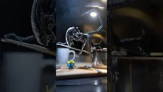 Alien VS Alien 👽 Who wins?? #alien #disney #movies