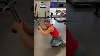 Cable Rope Crunches