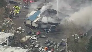 Smoke billows from SeaTac commercial fire