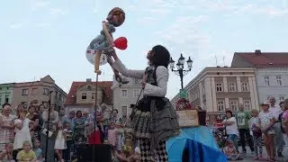 BuskerBus 2017: CHISHA- Street Show in Krotoszyn (balloons)