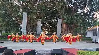 Hari Tari Dunia 2025 Tari Milu Sarju di Teater kapal ISI Surakarta