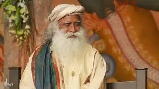 Sadhguru on Volunteering