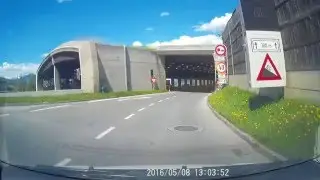 Fahrt über die Europabrücke in Tirol