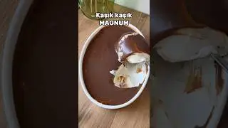 Kaşık kaşık magnum🤎  #dondurma #tatlı #&ccedil;ikolata #pasta
