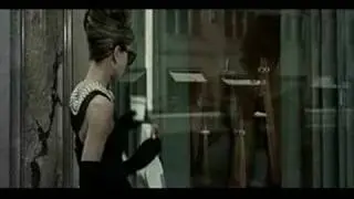 LG Secret KF750 Commercial - Audrey Hepburn
