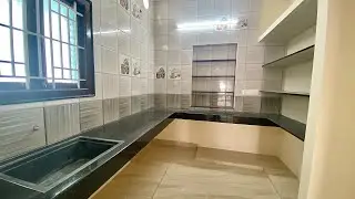 Non Modular Kitchen Design // Compact House // Budget friendly Kitchen Design with Many Shelves