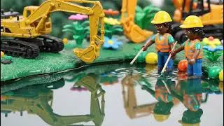 Toy Excavator Creates a Mini Pond &mdash; Relaxing Miniature Construction! 🚜💧