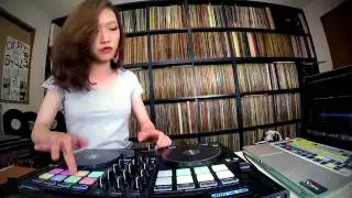 DJ SARA ★ Freestyle Scratch with djay Pro and Reloop Beatpad 2