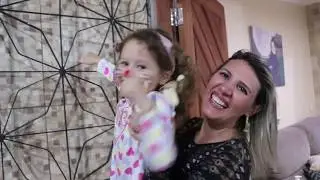 CAÇA AOS OVOS DE PÁSCOA DE PIJAMA 02 - VALENTINA