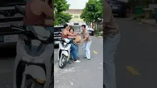 Застывший на месте [Нам Фуонг] #namphuong #shorts #funny #comedy #action