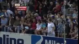 Richard Levi does BOOM BOOM, fastest t20i century & World Record 13 Sixes. Wow!