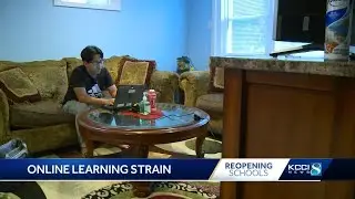 Des Moines parents troubleshoot technical issues as students learn online
