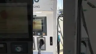 Tesla charging problems in Grapevine, Texas #ev #tesla #electriccar ￼