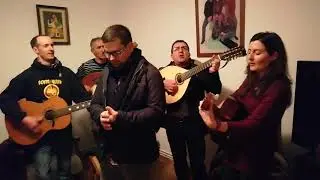 La cuadrilla de Topares pide el aguilaldo en casa de Antonio el llana