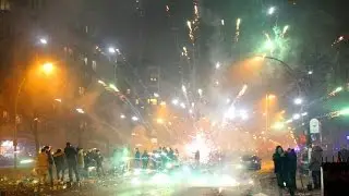 Silvesterballerei Nr. 1 Raketen B&ouml;ller zu Silvester 2016 Berlin Feuerwerksvitrine