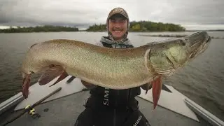 4 FOOT MONSTERS (My Best Day of Fishing)