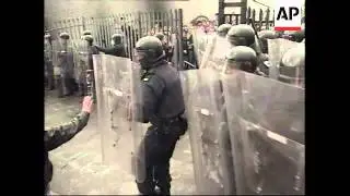 N. IRELAND: CATHOLICS PROTEST AGAINST ORANGE ORDER MARCH
