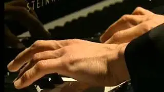 Vestards &Scaron;imkus spēlē &Scaron;opēna valsi
