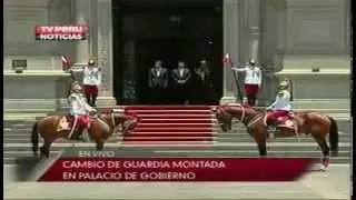 CAMBIO DE GUARDIA PALACIO DE GOBIERNO LIMA PERU 2013