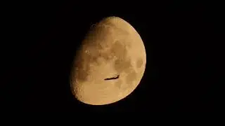 IFO transits moon! They are here!