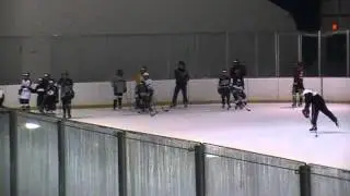Laura Stamm Powerskating Clinic -Ryan getting quick on his feet