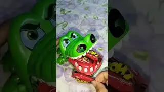 Crocodile 🐊 Dentist Bites Chooey Choco#asmr #satisfying #trending