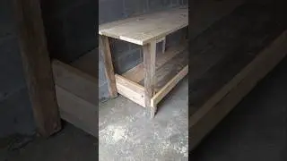 Огляд мого саморобного стола! 🪵