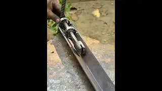 Bending Flat Iron into Zigzag Shape for Decorative Fence Posts #metalwork #diyprojects