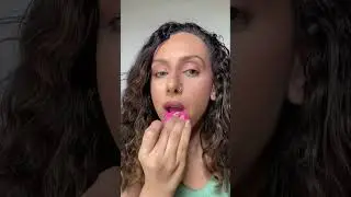 Set your lips 😱 #liptrick #liphacks #liphack #lipstickhacks #lipstickhack #blush
